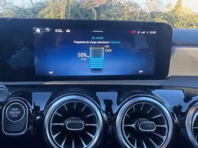 Mercedes Classe A 250 e hybrid eq amg exclusive — photo 19