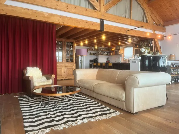 Loue Superbe Appartement de 170m² Vue Montagne, Jardin et Prestations Hait de gamme entre Annecy et 
