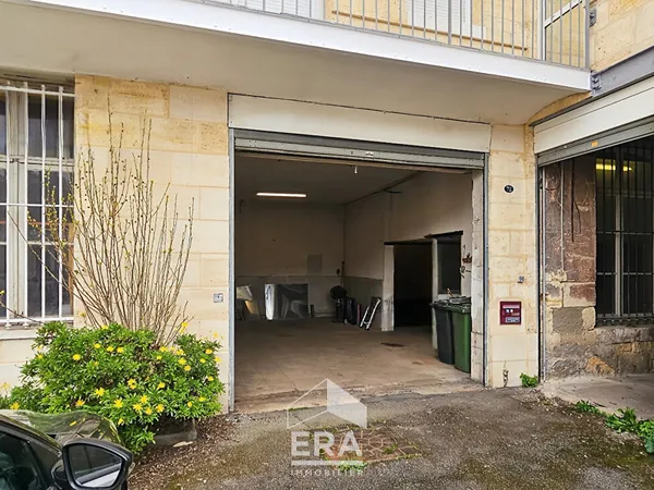 Entrepôt/local industriel 122 m²