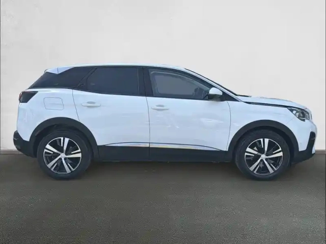 Peugeot 3008 puretech 130ch s&amp;s bvm6 — photo 4