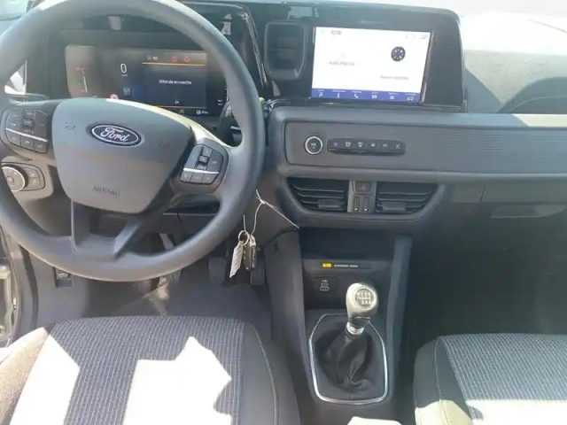 Ford Transit Courier 1.0 ecoboost 100ch cabine approfondie trend — photo 15
