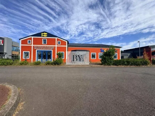 Commerce 8 pièces 565 m²
