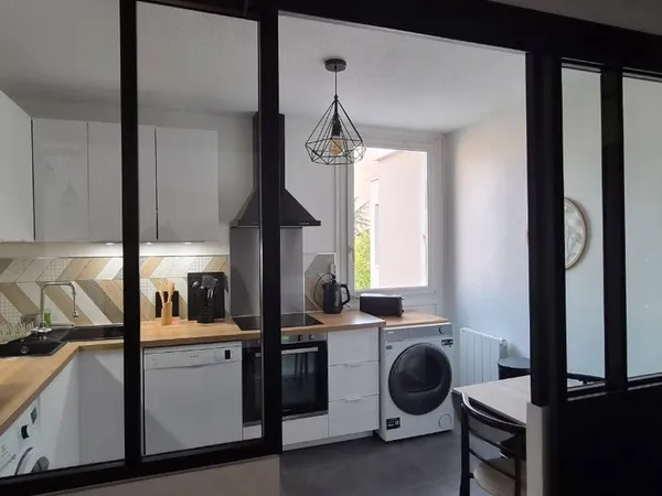 Chambre dispo dans coloc