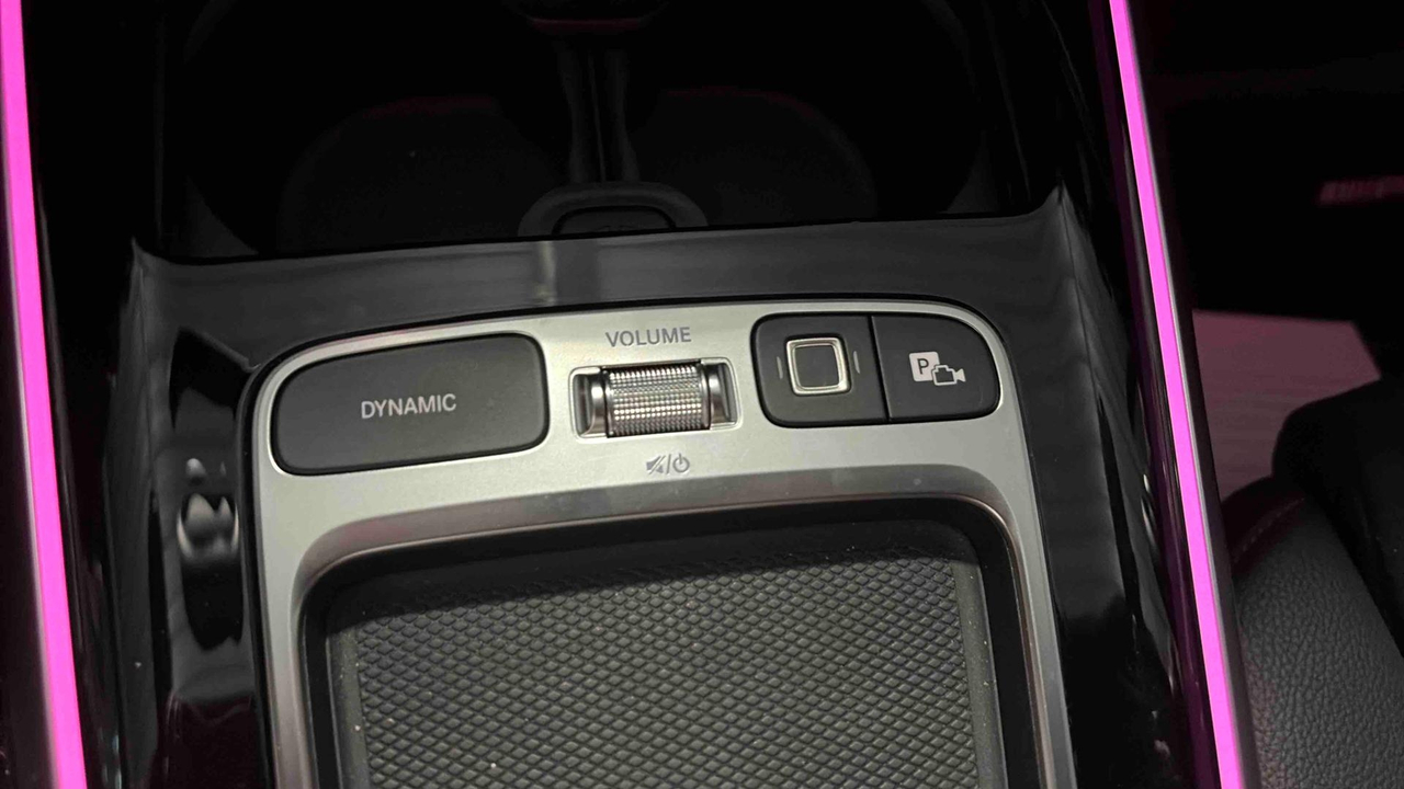 Mercedes EQA 250+ — photo 19