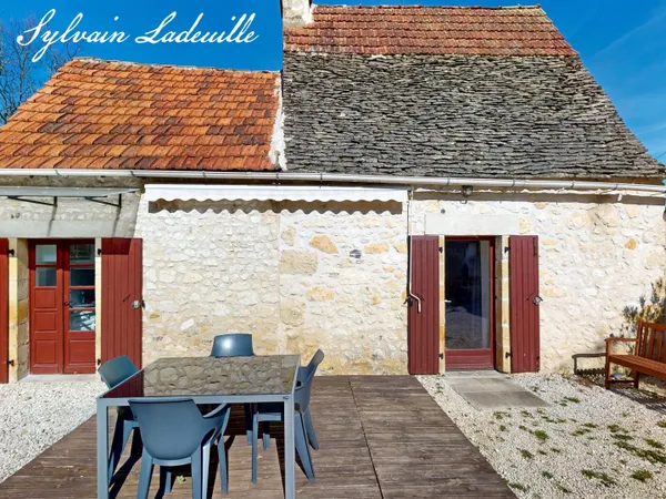 Ensemble de 2 Gîtes indépendants sur 1459 m2 de terrain