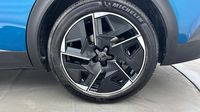 Peugeot 408 PHEV 225ch Allure Pack e-EAT8 — photo 11