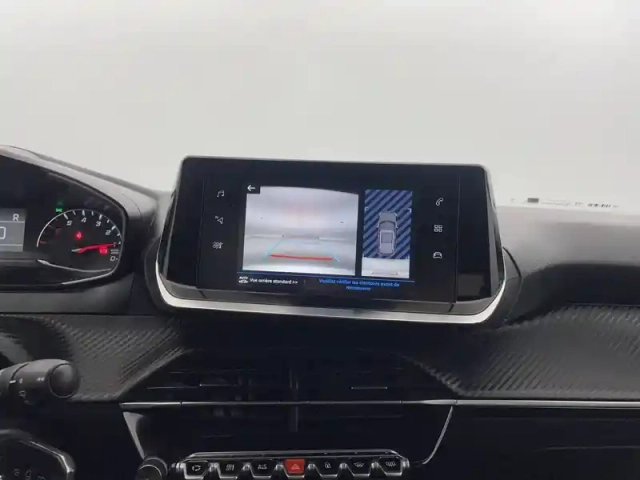 Peugeot 2008 puretech 130 s&amp;s eat8 — photo 64