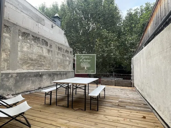ARLES CENTRE VILLE - Maison de ville de 134 m2 rénovée avec