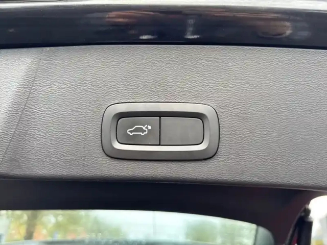 Volvo Xc40 d3 adblue 150 ch geartronic 8 — photo 29