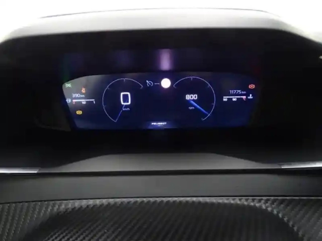 Peugeot 208 1.2 100ch s&amp;s allure — photo 9