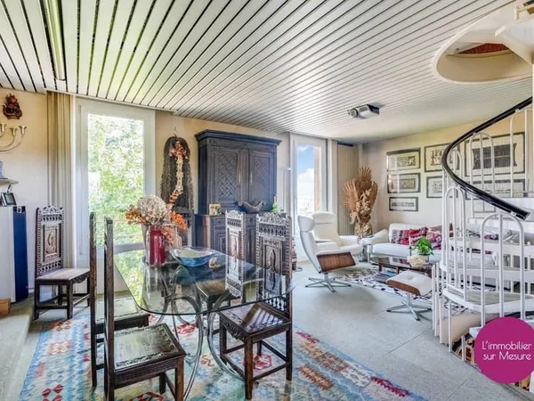 Appartement dernier étage À Vendre