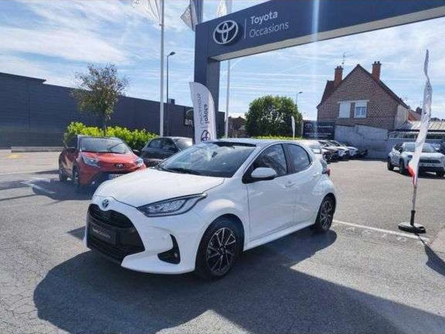 Toyota YARIS Toyota Yaris 116h Design 5p MC24