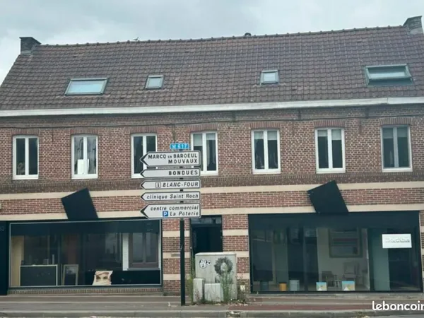 IMMEUBLE 373 m² RONCQ