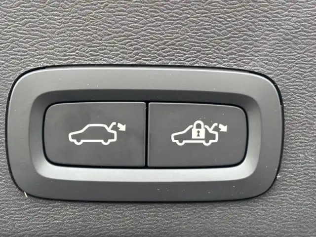 Volvo Xc40 recharge extended range 252 ch 1edt — photo 21