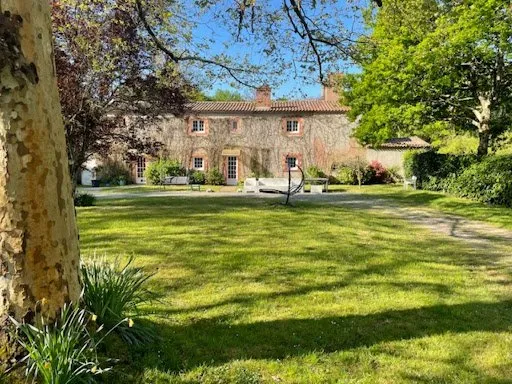 Propriété 20 pièces 370 m²