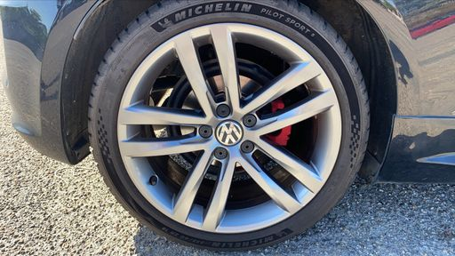 Volkswagen Sirocco 2.0 TSI 180 DSG6 - R-Line – 2014 – 97171 km – Essence – Boîte Automatique — photo 41