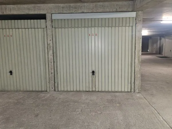 LOCATION GARAGE Box fermé