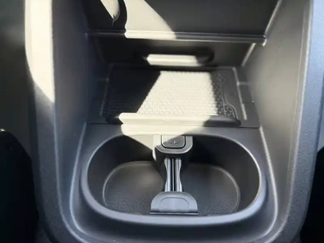 Mercedes Vito mixto 116 cdi compact 9g-tronic rwd — photo 25