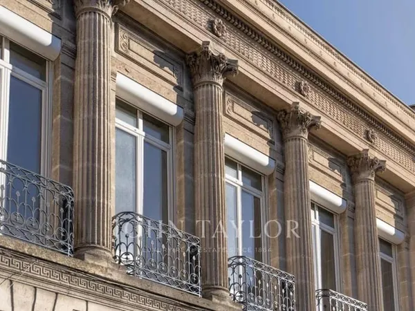 Maison 13 pièces 280 m²