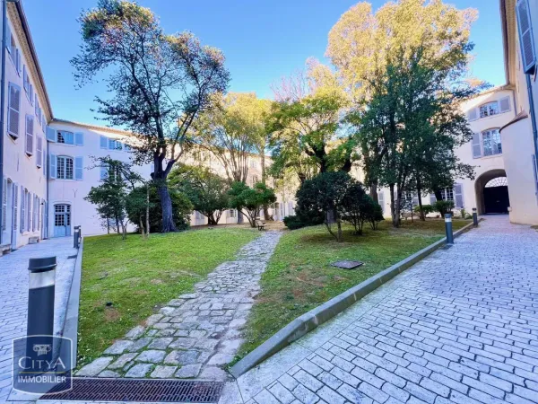 Appartement 3 pièces 87 m²