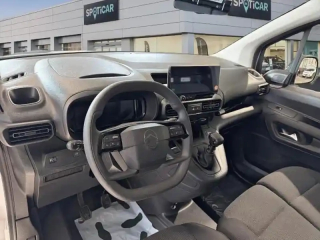 Citroën Berlingo van m charge utile majorée diesel 130ch pack premium connect — photo 13