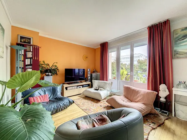 A vendre - Appartement T3 de près de 70 m² avec charme de l'ancien - Angers Gare/Visitation