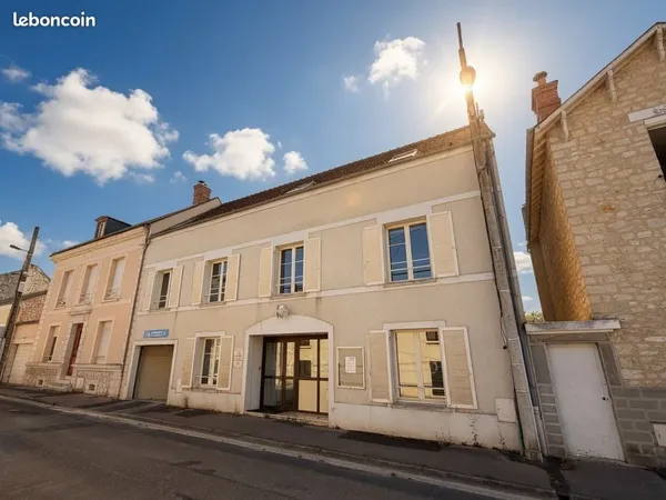 Vente | Immeuble professionnel| jusqu'à 15 bureaux climatisés possible|12 places de parking| 292 m² 