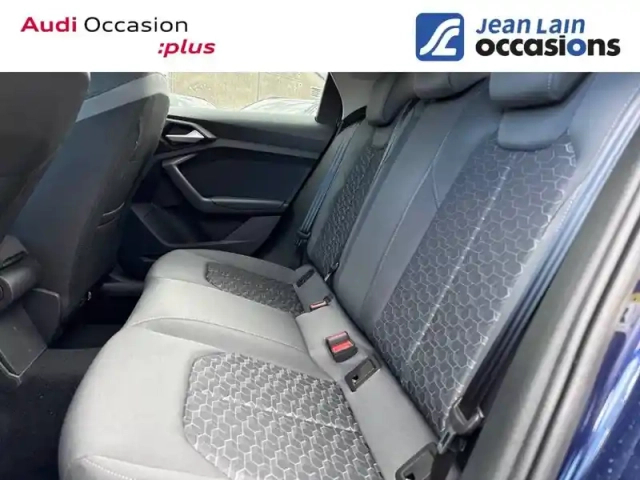 Audi A1 sportback 25 tfsi 95 ch bvm5 — photo 17