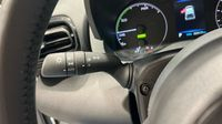 Toyota Yaris 116h Dynamic 5p MC24 — photo 23