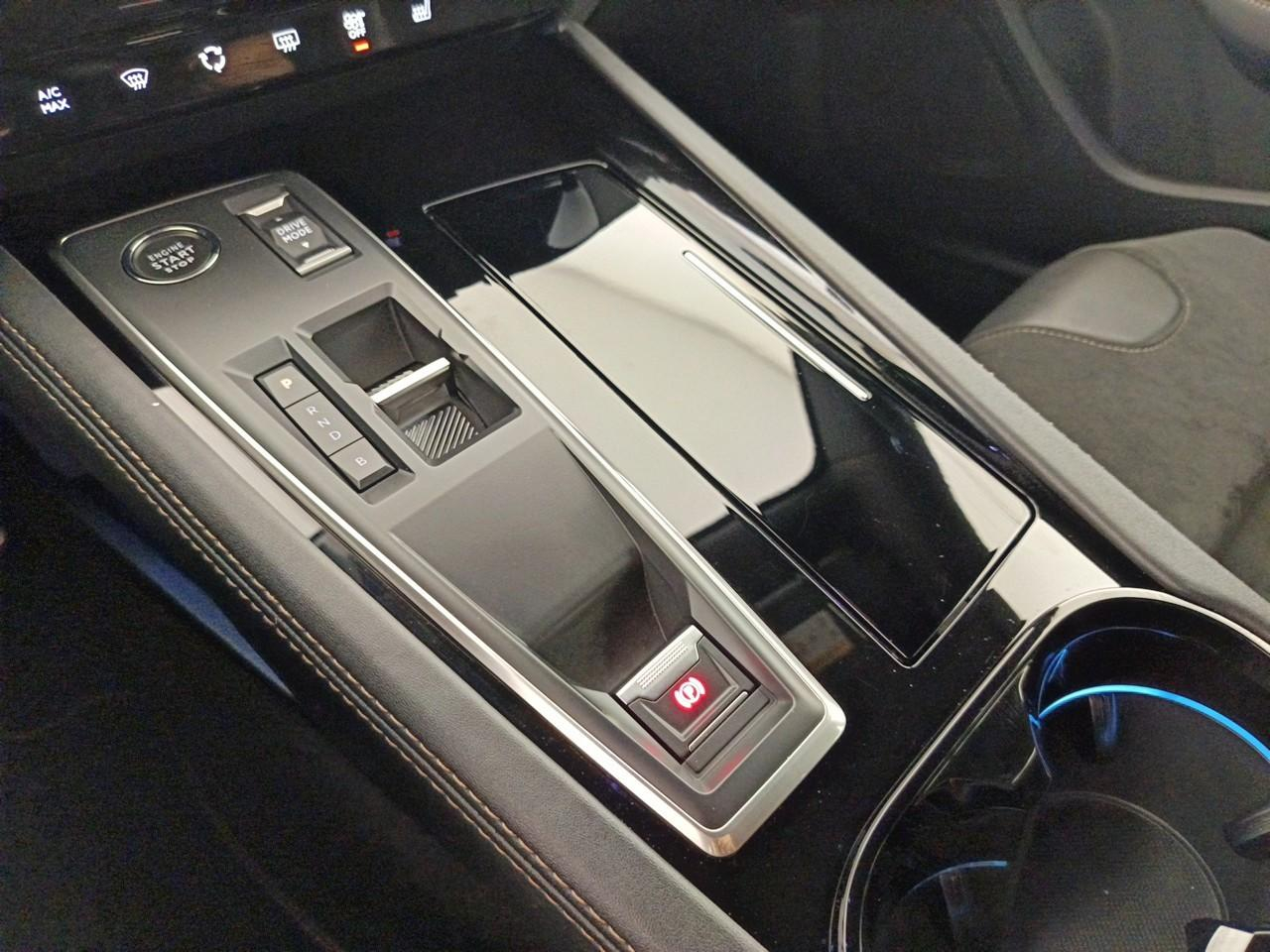 Peugeot 508 sw hybrid 225 e-eat8 gt — photo 30