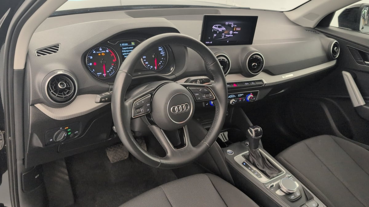 Audi Q2 — photo 15