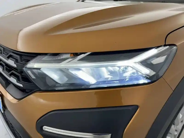 Dacia Sandero eco-g 100 — photo 33