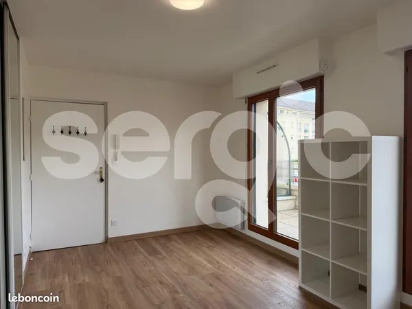 Studio 1 pièce 24 m²
