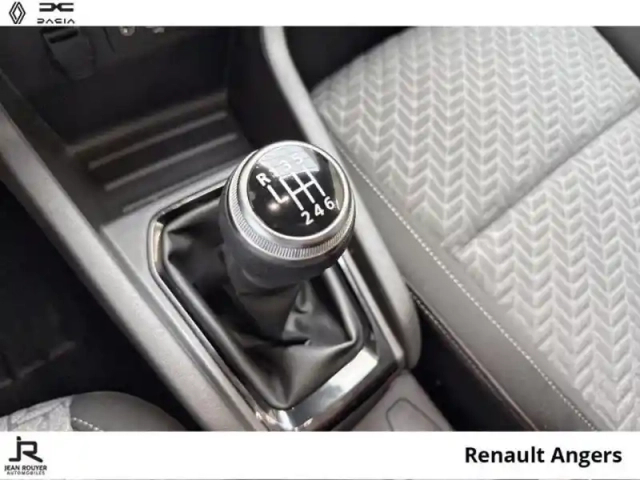Renault Clio 1.0 tce 90ch limited -21n — photo 6