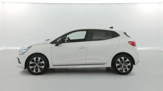 Renault Clio tce 90 — photo 11