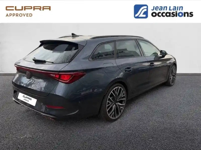 Cupra Leon sportstourer 1.4 e-hybrid 245 ch dsg6 — photo 2