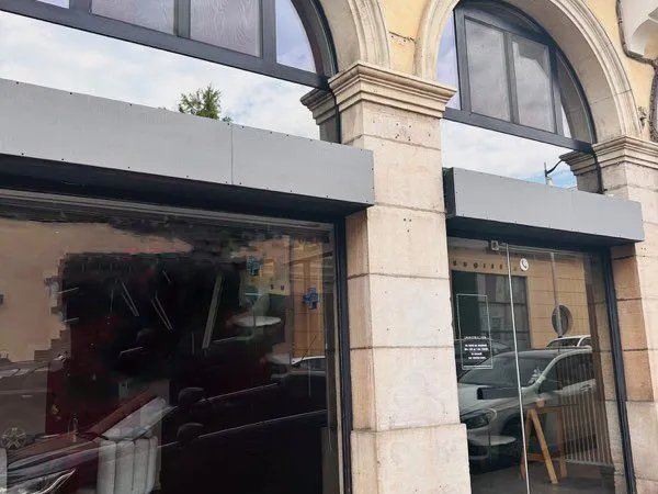 📌 [À LOUER] Local Pro ÉQUIPÉ & MEUBLÉ 70 m² - Mâcon Centre (Rue Gambetta)