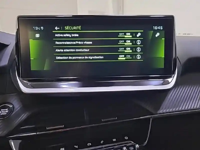 Peugeot 2008 bluehdi 130 s&amp;s eat8 — photo 22