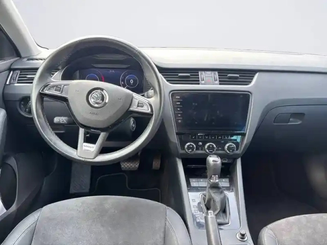 Skoda Octavia combi 2.0 tdi 184 ch scr fap dsg7 4x4 — photo 10