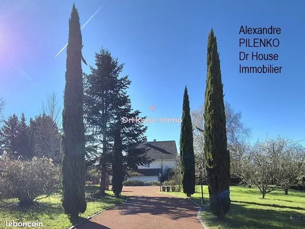 Maison 7 pièces 209 m²