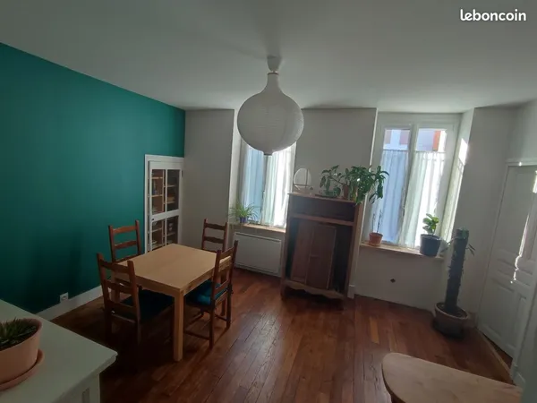 Appartement T3 meublé de 50 m² - Quartier proche Université / rue d'Auxonne