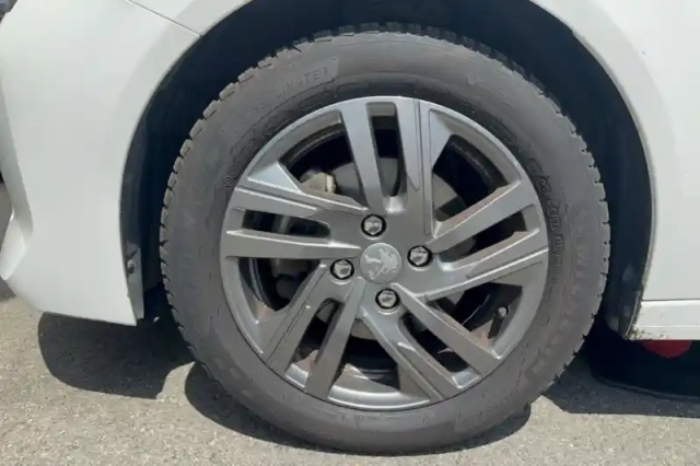 Peugeot 208 bluehdi 100 s&amp;s bvm6 — photo 26