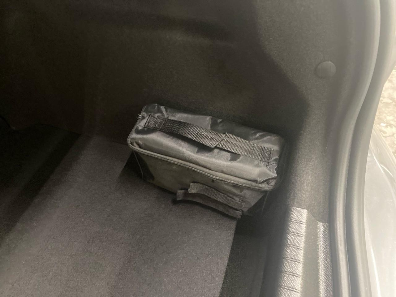 Peugeot 208 100 s&s bvm6 allure — photo 32