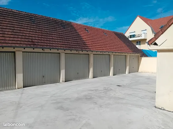 Box a louer Dreux centre 20m2