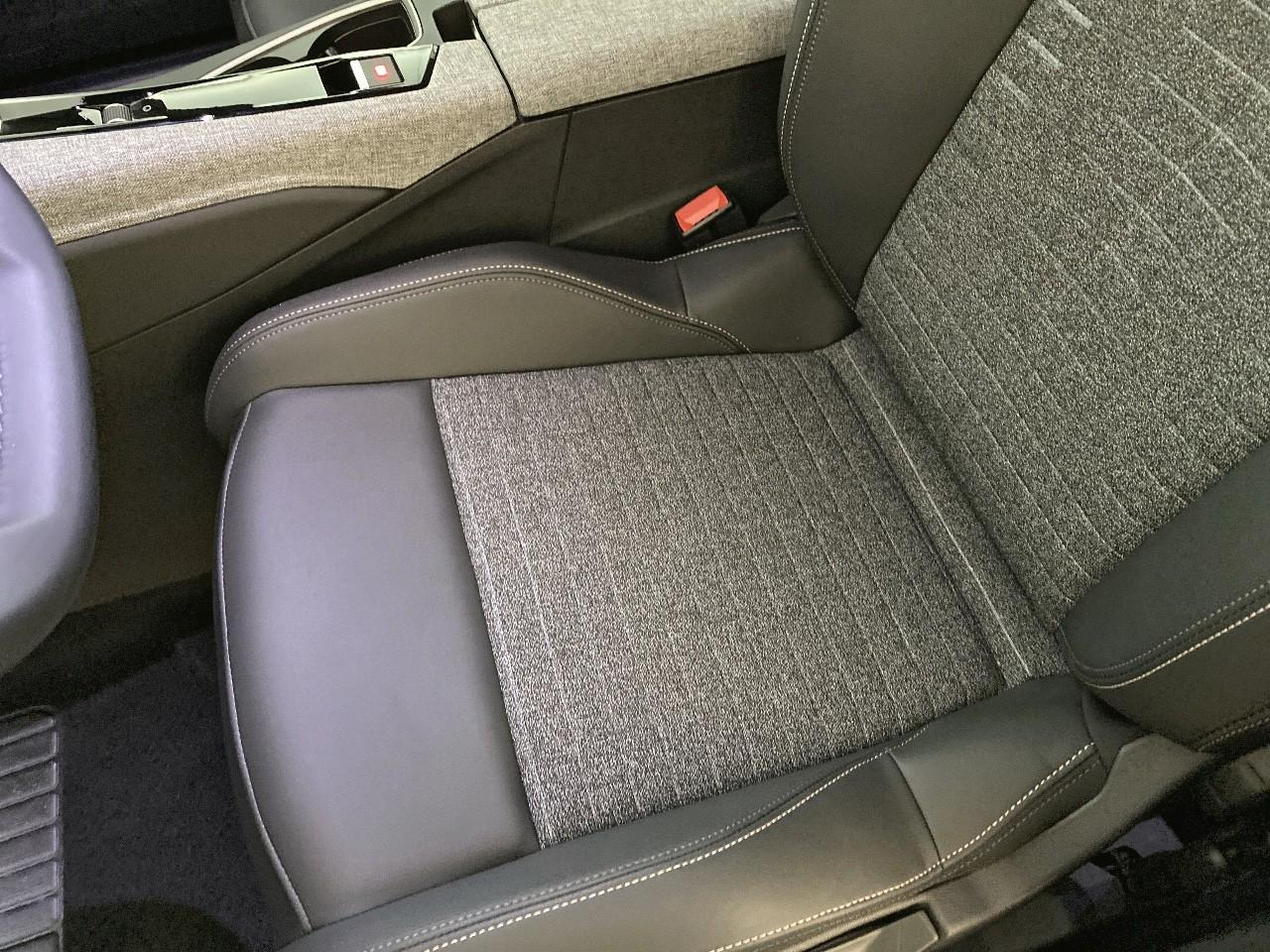 Peugeot 3008 hybrid 145 e-dcs6 allure — photo 9