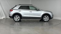Volkswagen T-Roc 1.5 TSI Evo2 150ch VW Edition DSG7 — photo 4