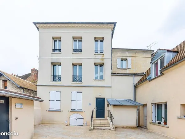 Immeuble de rapport 833 m²