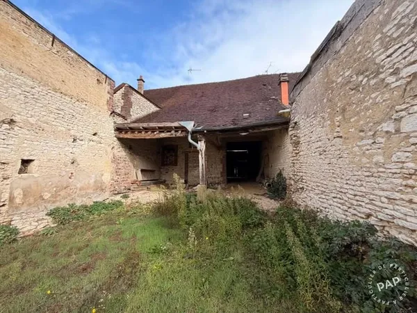Maison 1 pièce 75 m²