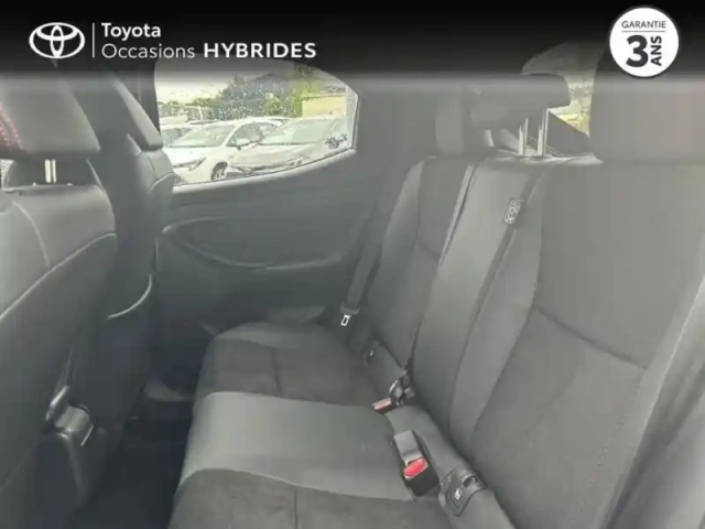 Toyota Yaris 130h gr sport 5p my25 — photo 12