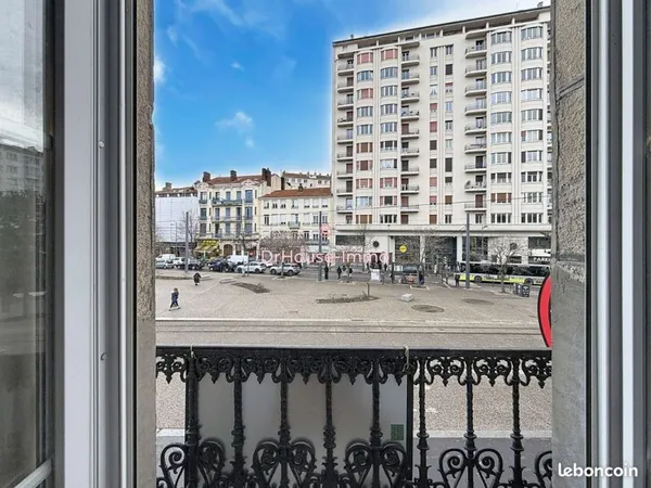 Appartement 6 pièces 149 m²